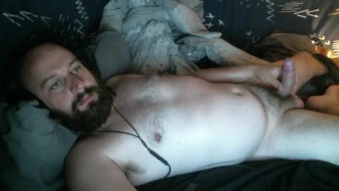 Snapshot of xredchestedx chatting on 02/09/25, 08:33 Red online show from 02/09/25, 08:33