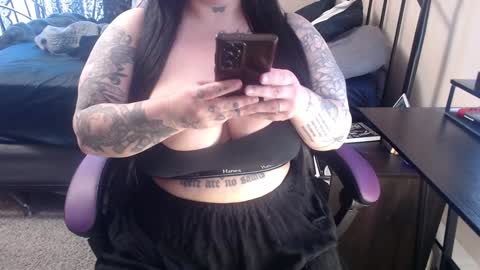 Snapshot of xrileyschembri chatting on 01/26/25, 08:02 xorileyschembri online show from 01/26/25, 08:02