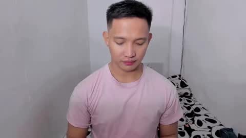 Snapshot of xsebastian19 chatting on 01/09/25, 02:43 xsebastian19 online show from 01/09/25, 02:43