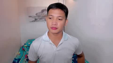 Snapshot of xsebastian19 chatting on 09/17/25, 04:52 xsebastian19 online show from 09/17/25, 04:52