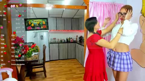 Snapshot of xsexys_girlsx chatting on 03/08/25, 08:00 xsexys girlsx online show from 03/08/25, 08:00