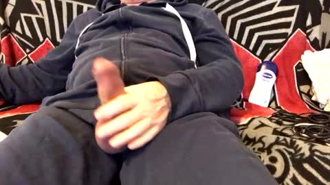 Snapshot of xslashmex chatting on 02/13/26, 11:50 XslashmeX online show from 02/13/26, 11:50