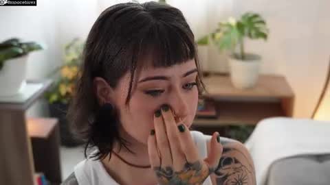 Blue online show from 06/22/26, 07:22
