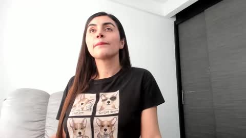 Snapshot of xspecialroomx chatting on 02/23/25, 07:28 Hellen Sofia instagram hellen5546 online show from 02/23/25, 07:28