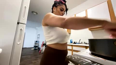 xStarGazingx online show from 01/29/25, 01:58