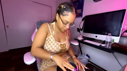 xStarGazingx online show from 09/13/25, 07:52