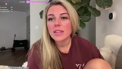 Snapshot of xstellabeex chatting on 12/10/24, 11:51 xstellabeex online show from 12/10/24, 11:51