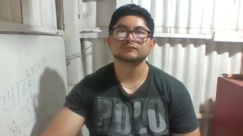 Snapshot of xstudiobog_90 chatting on 09/29/25, 04:45 xstudiobog_90 online show from 09/29/25, 04:45