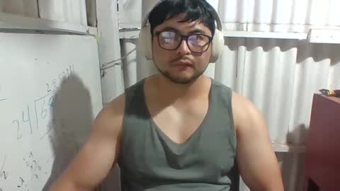 Snapshot of xstudiobog_90 chatting on 09/30/25, 05:18 xstudiobog_90 online show from 09/30/25, 05:18