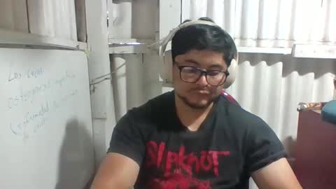 Snapshot of xstudiobog_90 chatting on 12/16/25, 06:46 xstudiobog_90 online show from 12/16/25, 06:46