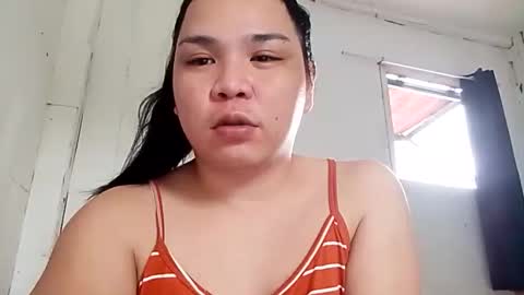 Snapshot of xsuck_my_dickx chatting on 10/13/25, 06:46 Nica online show from 10/13/25, 06:46