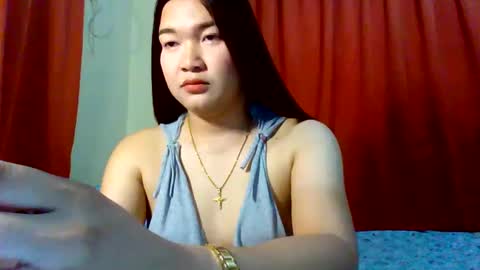 Snapshot of xsweetiemajax chatting on 12/18/24, 02:10 HI IM PAULINE online show from 12/18/24, 02:10