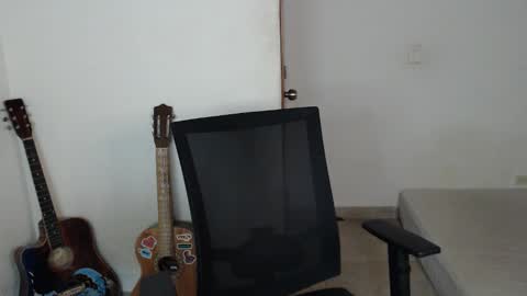 xtranherr online show from 11/08/25, 03:07