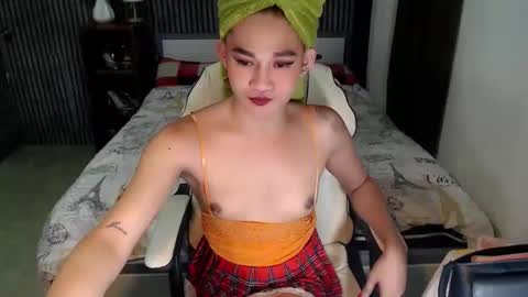 xtspetitehugecock online show from 04/26/26, 08:12