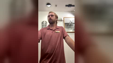 Snapshot of xuseless chatting on 04/06/26, 02:42 xuseless online show from 04/06/26, 02:42