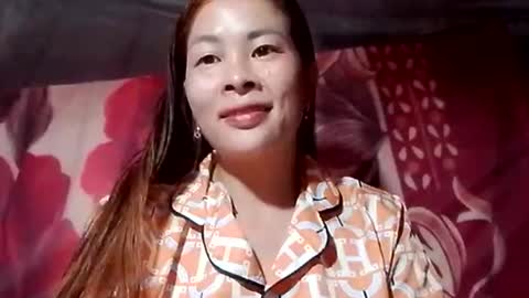 Snapshot of xuxulove00 chatting on 09/22/25, 12:56 xuxulove00 online show from 09/22/25, 12:56