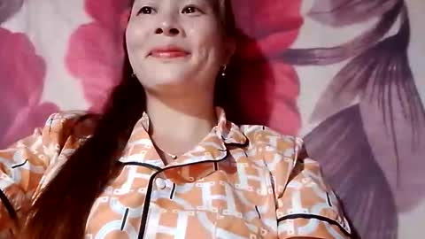 Snapshot of xuxulove00 chatting on 10/10/25, 12:26 xuxulove00 online show from 10/10/25, 12:26