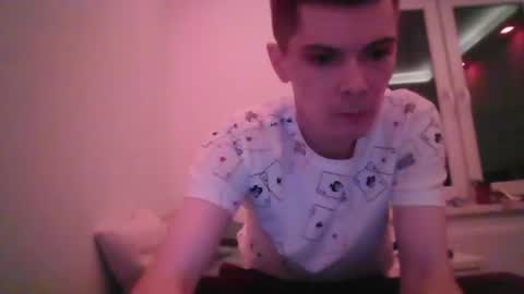 Snapshot of xvenon9898x chatting on 11/23/25, 05:02 xvenon9898x online show from 11/23/25, 05:02