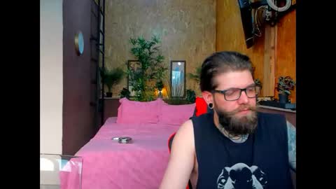 Snapshot of xwildhearts chatting on 04/04/26, 02:58 xwildhearts online show from 04/04/26, 02:58