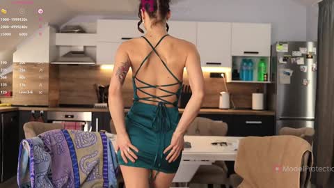 Snapshot of xwithy chatting on 02/05/26, 11:48 FrancyStepmom and YStepson INTERESTED IN A GIRL-GIRL COLLABORATION TEXT ME HERE or INSTAGRAM online show from 02/05/26, 11:48