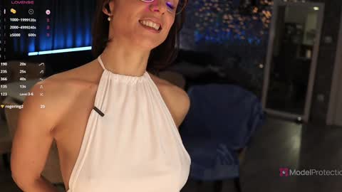 Snapshot of xwithy chatting on 02/13/26, 05:09 FrancyStepmom and YStepson INTERESTED IN A GIRL-GIRL COLLABORATION TEXT ME HERE or INSTAGRAM online show from 02/13/26, 05:09