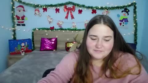 Snapshot of xx_daniella_xx chatting on 12/11/24, 02:30 xx daniella xx online show from 12/11/24, 02:30