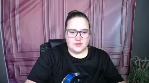Snapshot of xx_daniella_xx chatting on 09/11/25, 06:24 xx daniella xx online show from 09/11/25, 06:24