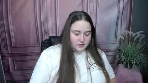 Snapshot of xx_daniella_xx chatting on 09/19/25, 06:15 xx daniella xx online show from 09/19/25, 06:15