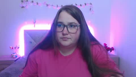Snapshot of xx_daniella_xx chatting on 04/11/26, 07:45 xx daniella xx online show from 04/11/26, 07:45