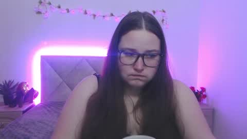Snapshot of xx_daniella_xx chatting on 05/14/26, 06:42 xx daniella xx online show from 05/14/26, 06:42