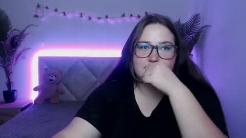 Snapshot of xx_daniella_xx chatting on 07/19/26, 06:50 xx daniella xx online show from 07/19/26, 06:50