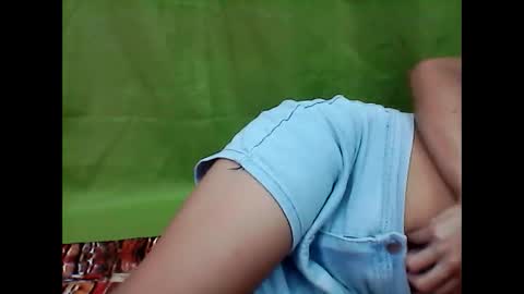 Mariel online show from 02/20/25, 07:55