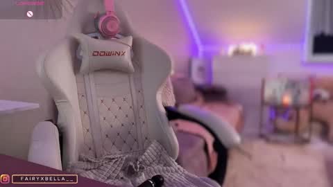 Snapshot of xxfairyxgiiirlxx chatting on 12/22/25, 08:55 xxfairyxgiiirlxx online show from 12/22/25, 08:55