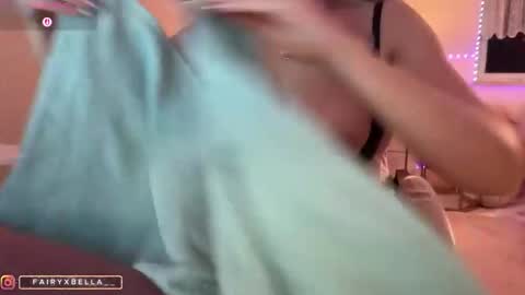 Snapshot of xxfairyxgiiirlxx chatting on 01/13/26, 06:18 xxfairyxgiiirlxx online show from 01/13/26, 06:18