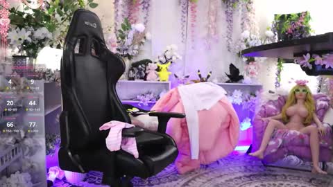 Snapshot of xxhayleemariexx chatting on 03/02/26, 12:13 Haylee Marie online show from 03/02/26, 12:13