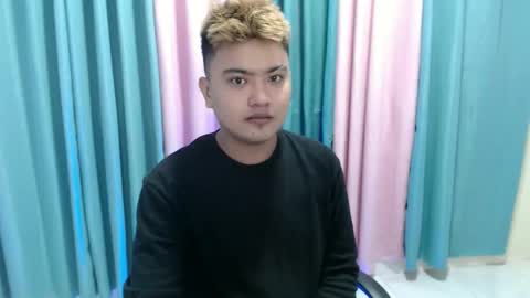 Loyd online show from 11/23/25, 01:22