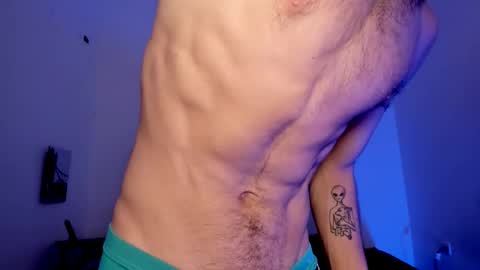 Snapshot of xxhoty0ung_boysxx chatting on 02/06/26, 07:17 David and Mike online show from 02/06/26, 07:17