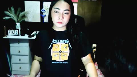 Snapshot of xxirene chatting on 11/27/25, 05:09 xxirene online show from 11/27/25, 05:09