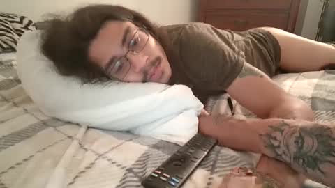 Snapshot of xxjasoneecxx chatting on 01/24/25, 04:27 XxJasoneecxX online show from 01/24/25, 04:27