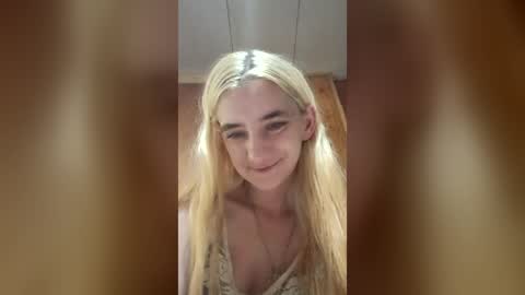 Snapshot of xxjessiebugxx chatting on 07/11/26, 03:42 xxjessiebugxx online show from 07/11/26, 03:42