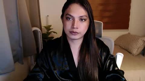 Snapshot of xxjulielovesyouxx chatting on 12/02/25, 12:32 July online show from 12/02/25, 12:32