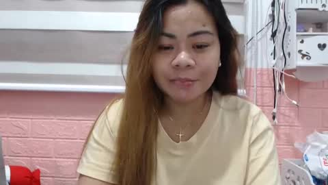 Snapshot of xxkryzelxx chatting on 12/09/24, 05:19 Dhel online show from 12/09/24, 05:19