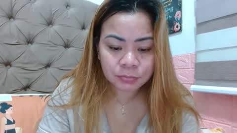 Snapshot of xxkryzelxx chatting on 10/04/25, 04:49 Dhel online show from 10/04/25, 04:49