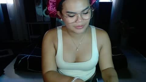 Snapshot of xxkylie_smithxx chatting on 04/29/26, 09:13 Kylie Smith online show from 04/29/26, 09:13