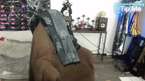 Lilith online show from 01/24/25, 01:03