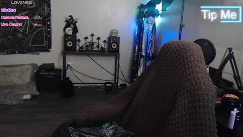 Lilith online show from 02/07/25, 04:27