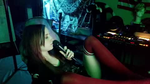 Lilith online show from 04/28/26, 02:27