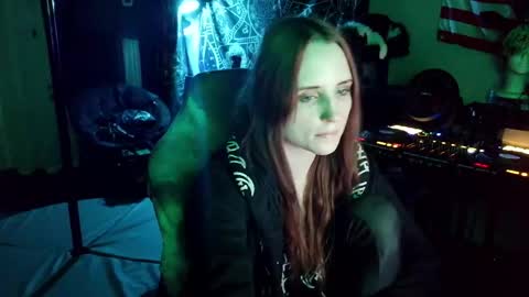 Lilith online show from 04/30/26, 03:46