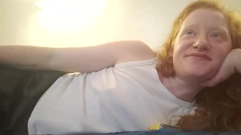 Snapshot of xxmariebliss chatting on 06/04/26, 02:39 xxmariebliss online show from 06/04/26, 02:39
