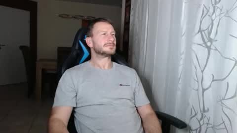 Snapshot of xxmettexx chatting on 03/22/26, 09:29 xxmettexx online show from 03/22/26, 09:29